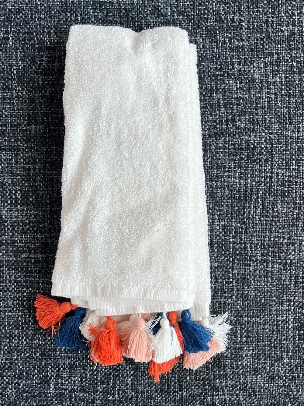 NWT Threshold Hand Towel 2-pack